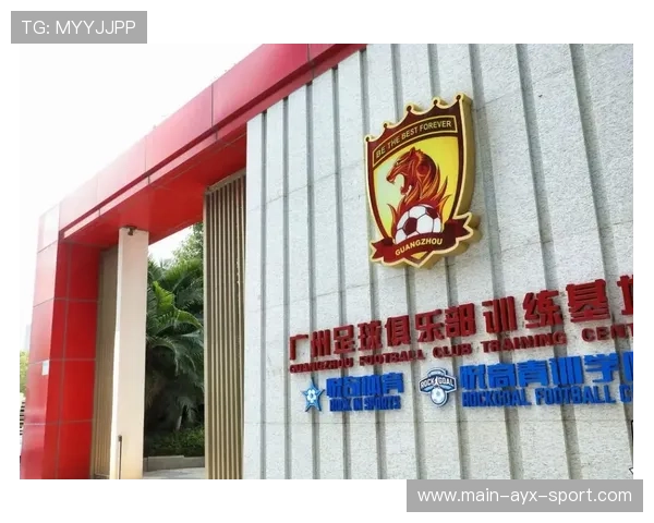 中国足球俱乐部青训营宣传推广与社会媒体影响力,足球青训俱乐部招生宣传 中国足球俱乐部青训营宣传推广与社会媒体影响力,足球青训俱乐部招生宣传